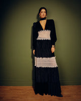 Vestido Longo com Renda Contrastante